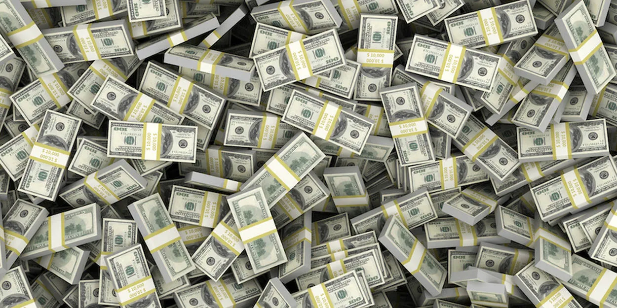 Beaucoup de liasses de billets